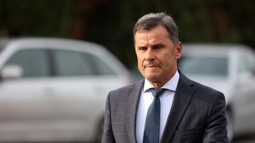 Bivši premijer dobro profitirao: Šta sve ima Novalić?