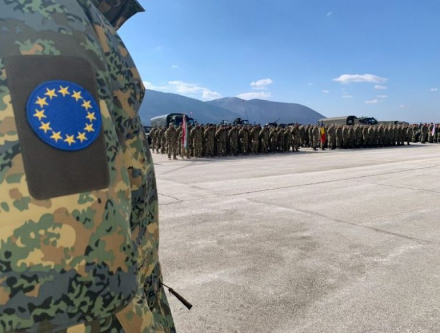 Produžen angažman vojnika u EUFOR-u zbog Dodika