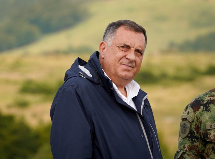 Dodik se predomislio: Danas neće biti odluke o mirnom razlazu, produžio za još 30 dana