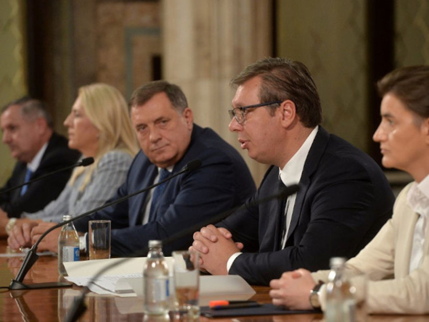 Јасна порука Додику из Београда: Ми ћемо бити уз наш народ у БиХ, пратимо ситуацију, али треба сачекати о наредним потезима