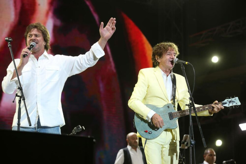 Bijelo dugme kreće turneju "Doživeti stotu" iz Niša!