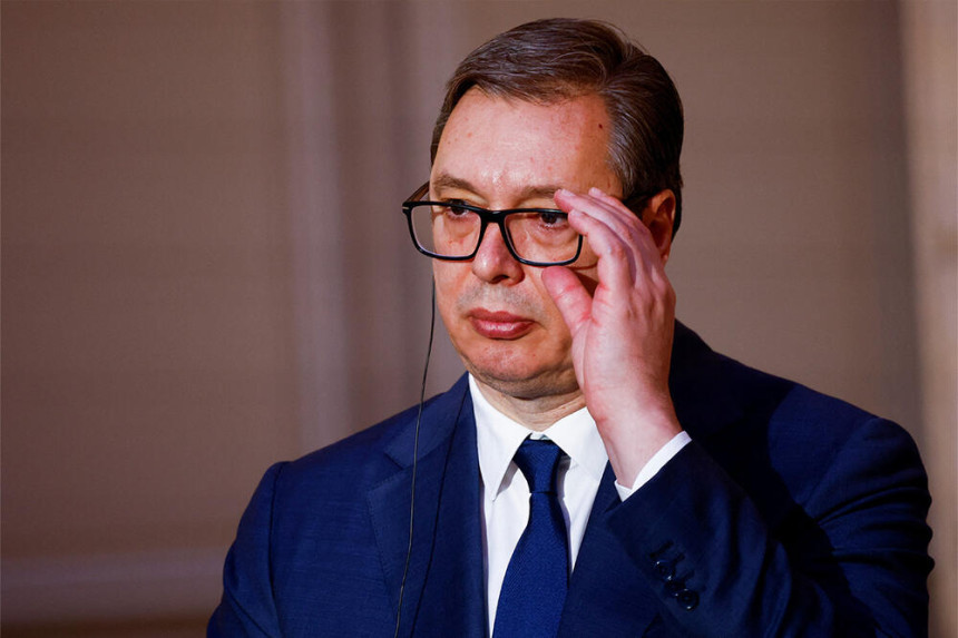 Vučić najavio odgovor američkoj ambasadi u Sarajevu