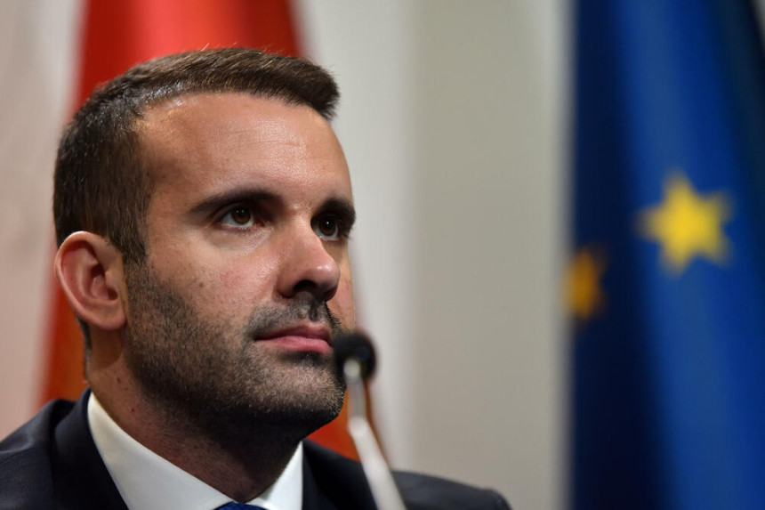Crnogorski premijer navodno izgubio 90 miliona dolara