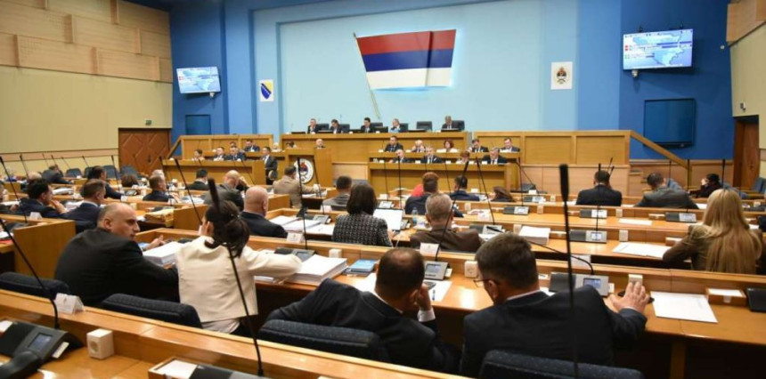 Postaje li IRB novi SDK: "Ovo je Zakon o Prointeru i prvoj familiji" (VIDEO)