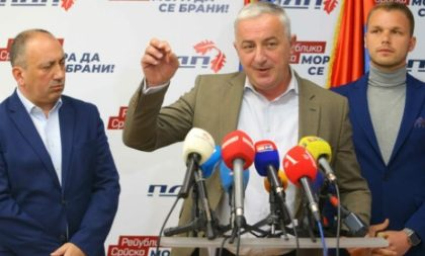 Позив Јелени Тривић да саопшти који тајкуни су уз ПДП