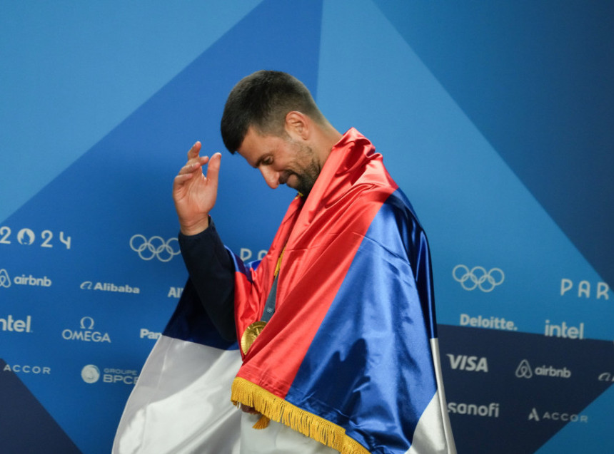 Đoković pozvao navijače na meč sa Grčkom