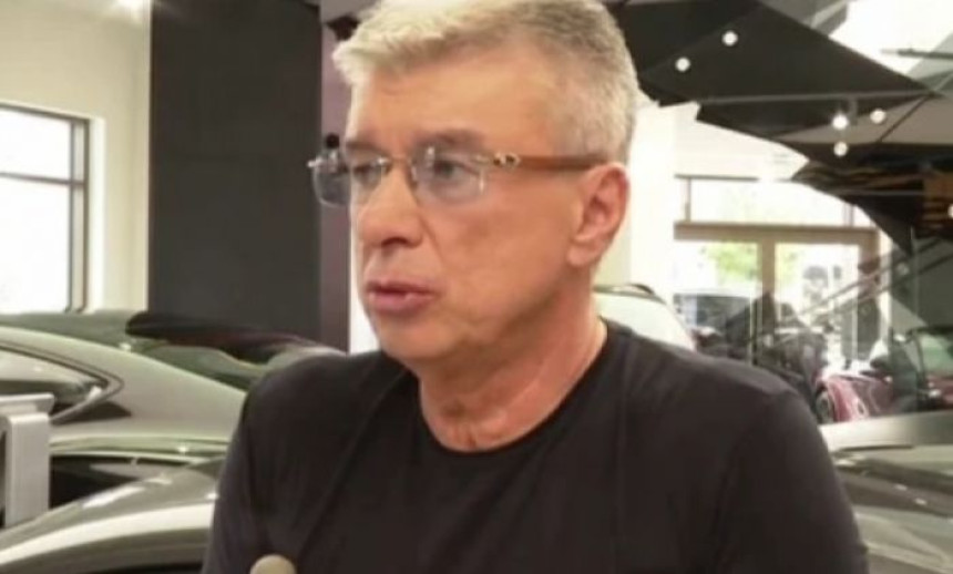 Хоспитализован Саша Поповић, озбиљно му нарушено здравље