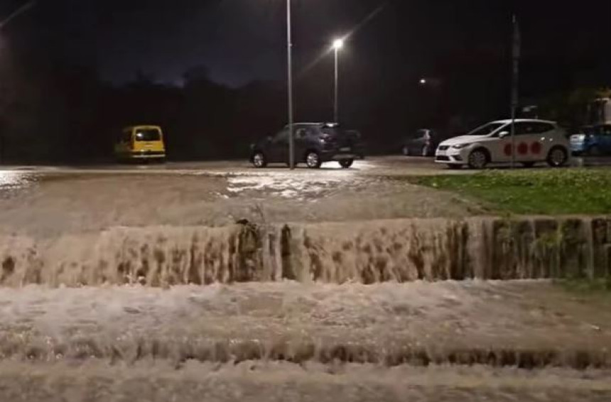 Велике падавине све ближе Српској, Истра под водом (ВИДЕО)