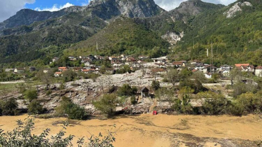Стравичне сцене у Јабланици: Нашли дјечака у рушевинама