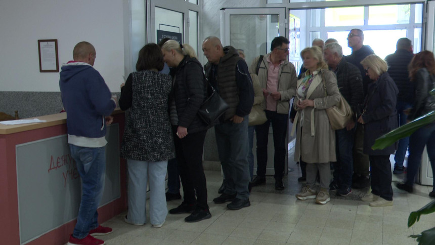Бијељина: Четири покушаја сликања гласачких листића