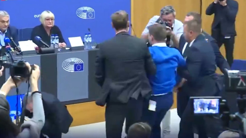 Pojavio se novi snimak napada na premijera Orbana