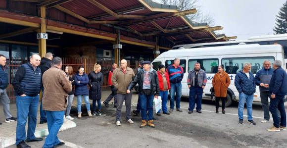 Приједор: Радници "Аутотранспорта" прекидају штрајк