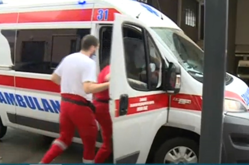 Vozilo Hitne pomoći udarilo biciklistu pa mu naplatili 1800 dolara troškove!