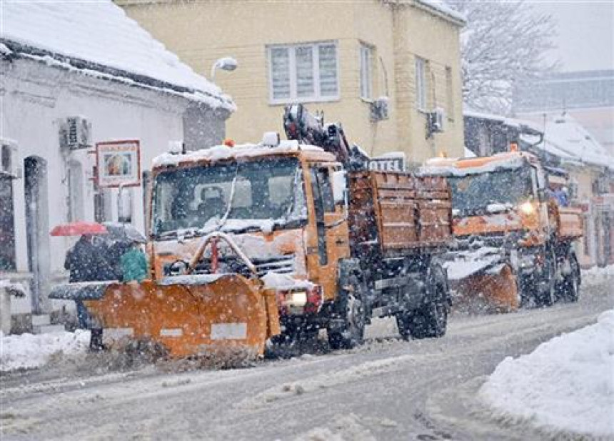 U osnovnim školama u Banjaluci otkazana nastava