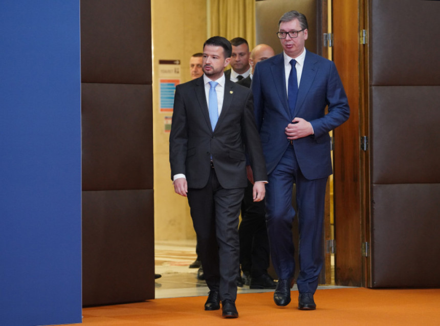 Vučić uputio saučešće i ponudio pomoć Srbije