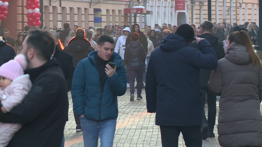 Koji gradovi imaju najmanje penzionera, koji najviše plate