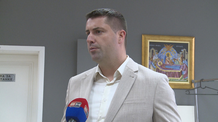 Katić obnovio mandat, pa kupio novi automobil