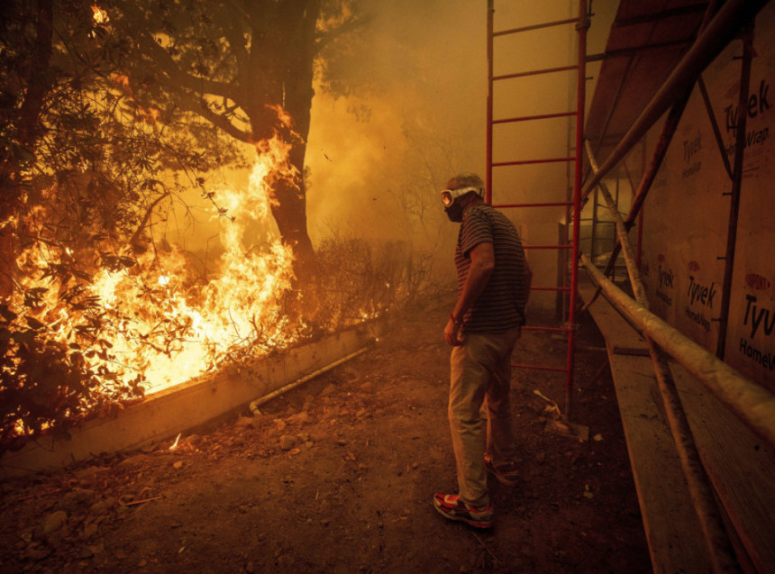 Vanredno stanje u Los Anđelesu zbog šumskog požara