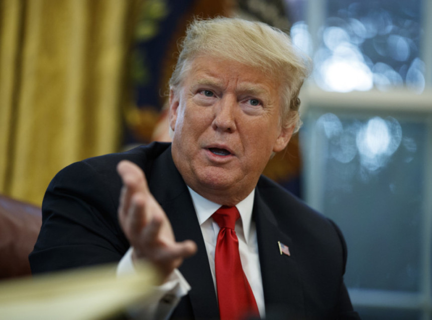 Tramp: Guverner Kalifornije kriv za širenje požara