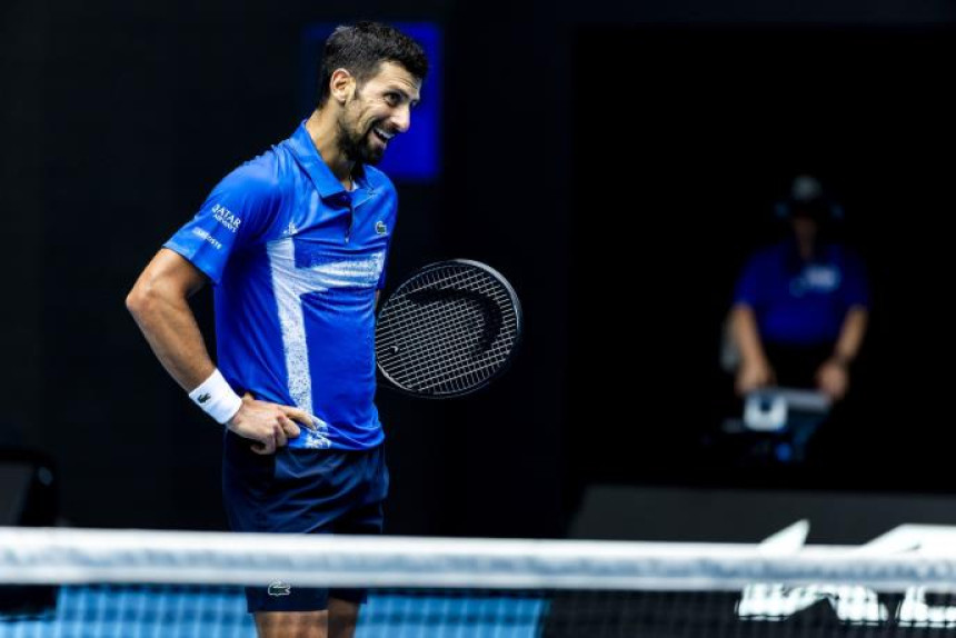 Novak srušio Fariju i izborio plasman u treće kolo AO!