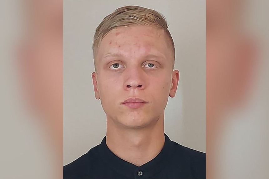 Vrhunski đak ubio dvoje i ranio nekoliko osoba