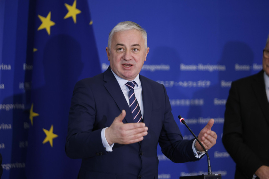 Корак напријед: Најнеуспјешнија коалиција се распала