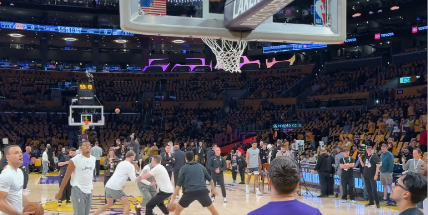 Bekutin hit se orio Los Anđelesom na zagrijavanju Dončića