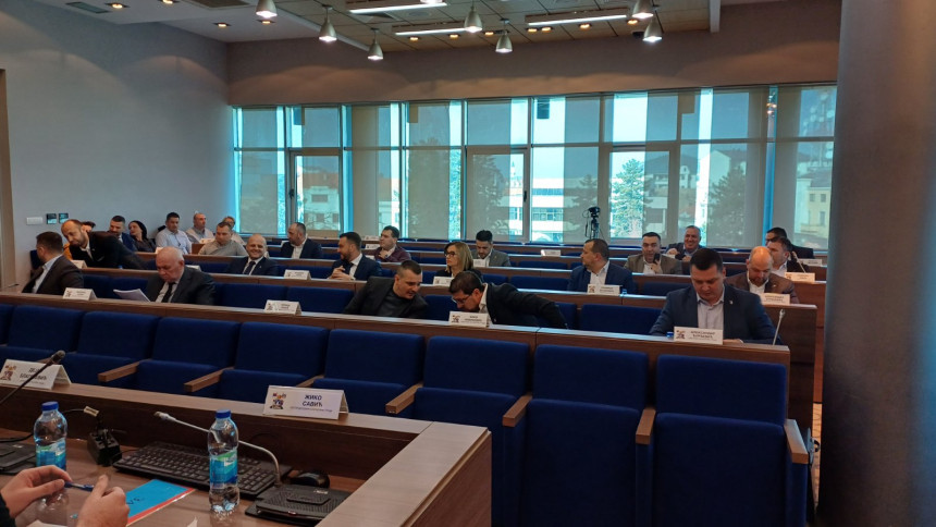 Ako ne obezbijede sredstva, uložićemo amandman