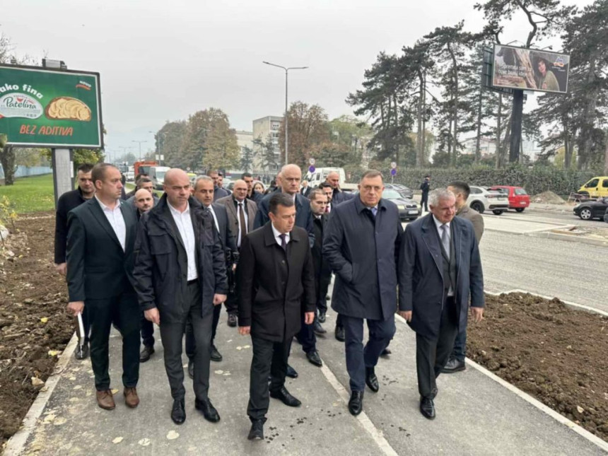 Вишковић: Неки људи алави на паре замало су упропастили јавна предузећа!