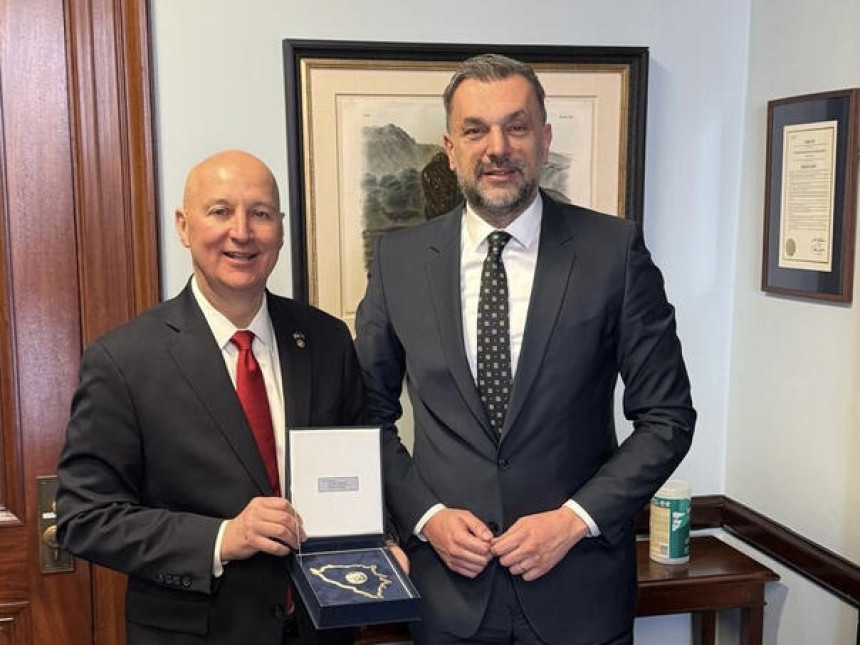 Konaković u Americi sa republikanskim senatorom Riketsom