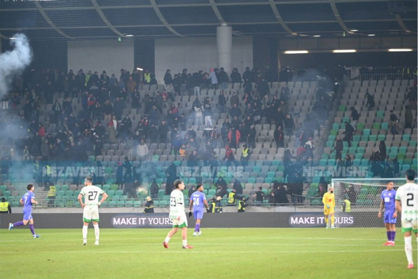 Haos na utakmici Borac-Olimpija, tukli se navijači