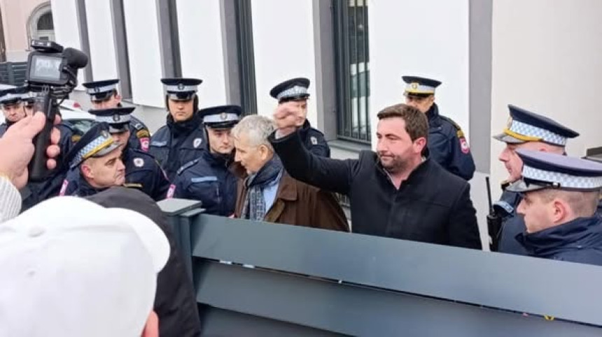 Isplaćene stipendije đacima i studentima u Bijeljini