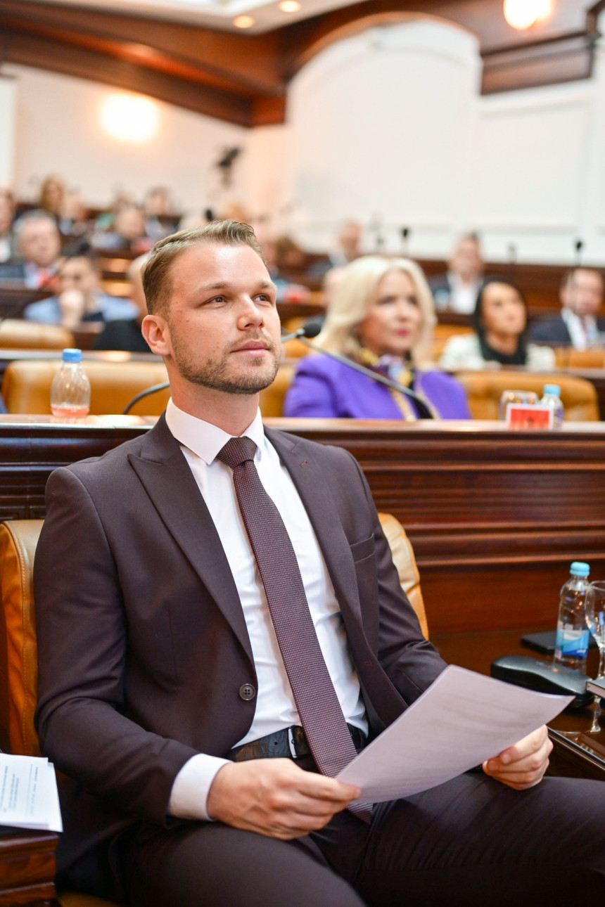 Blokada budžeta, tražimo načine da građani ne ispaštaju