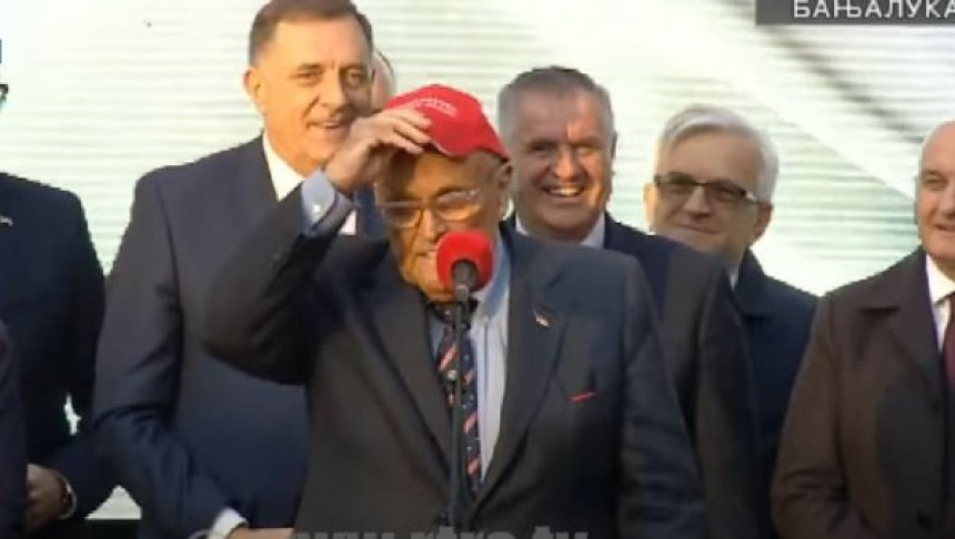 Nastupi Đulijanija jeftiniji od Severine - Uzima oko 50.000$