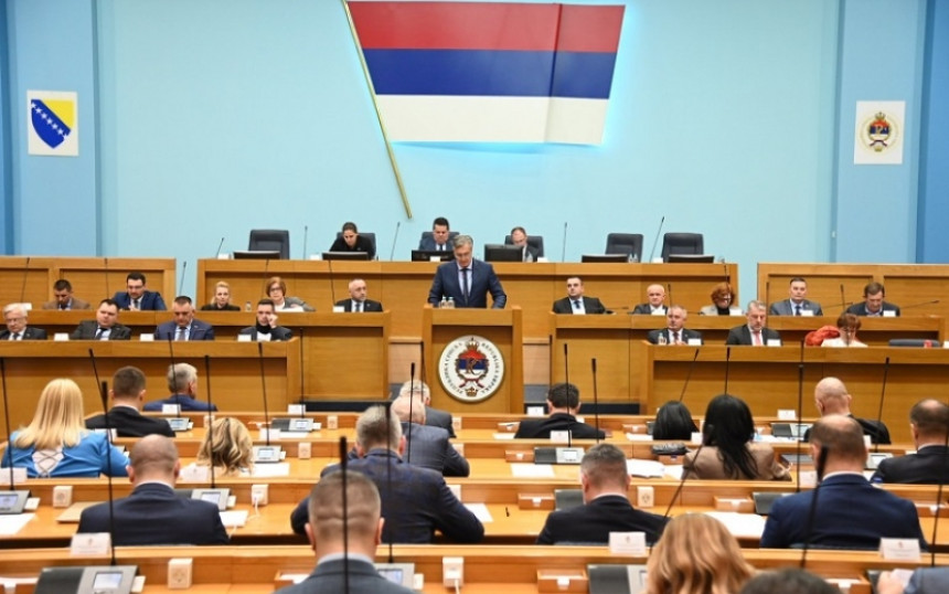 Vlast u Srpskoj tjera po svom, donose sporne zakone