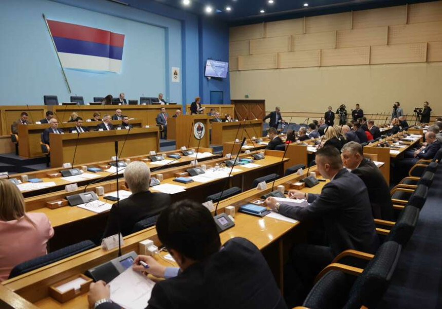 SNSD-ova većina usvojila zakone, opozicija nije glasala