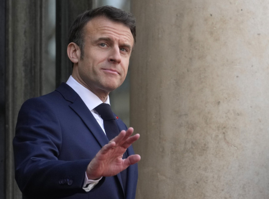 Makron spreman da započne diskusiju o evropskoj moći