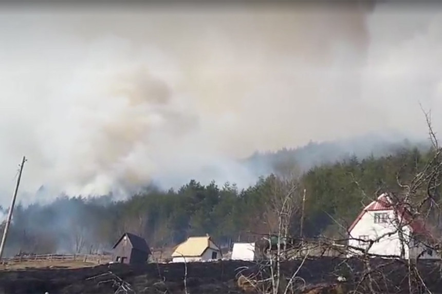 Požar u Crnoj Gori: Vatra prijeti nacionalnom parku