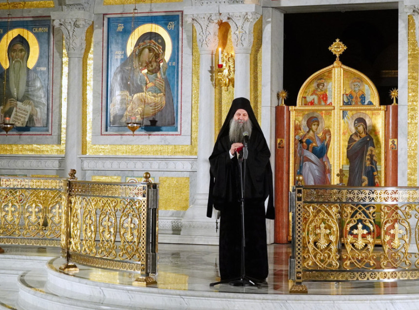 Patrijarh Porfirije: Plašim se nasilja među nama