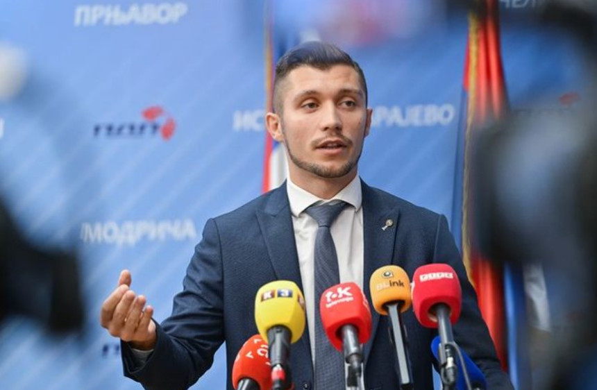 Novim zakonima oštećeni radnici u zdravstvu i policiji