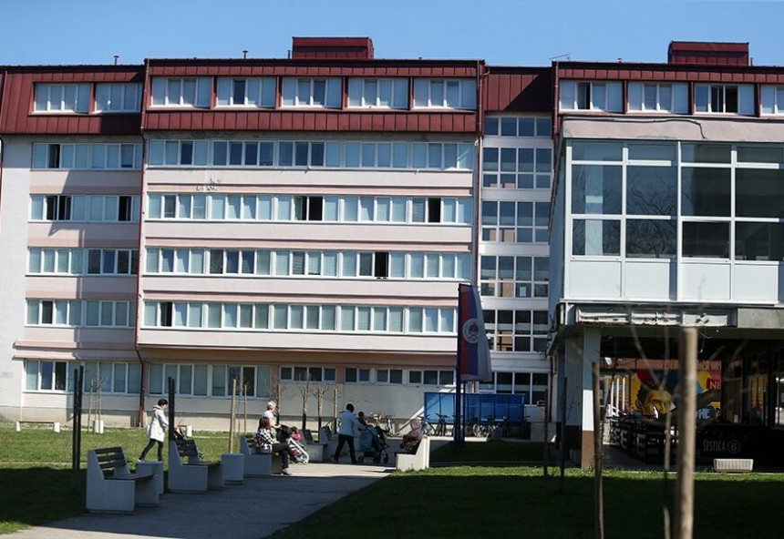 BL: Muškarac ulazio u dom i pratio studentkinje