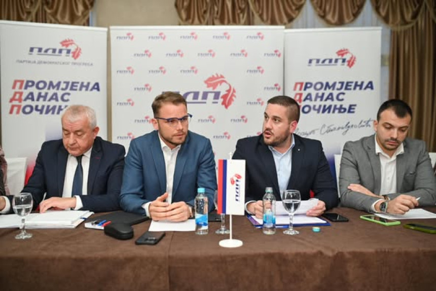 Zajedno idemo da jačamo i gradimo snažniju Srpsku