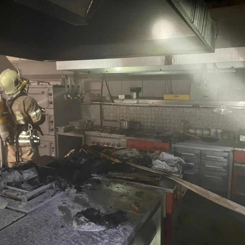 Požar u centru Prijedora: Gorjela kuhinja hotela