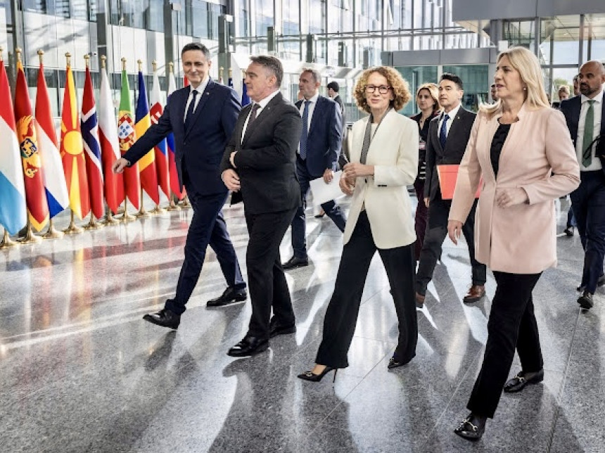 Cvijanovićeva nakon sastanka u sjedištu NATO saveza