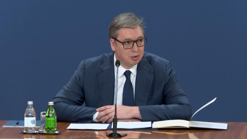 Vučić: Veliki pritisci su zbog najave mog odlaska u Moskvu