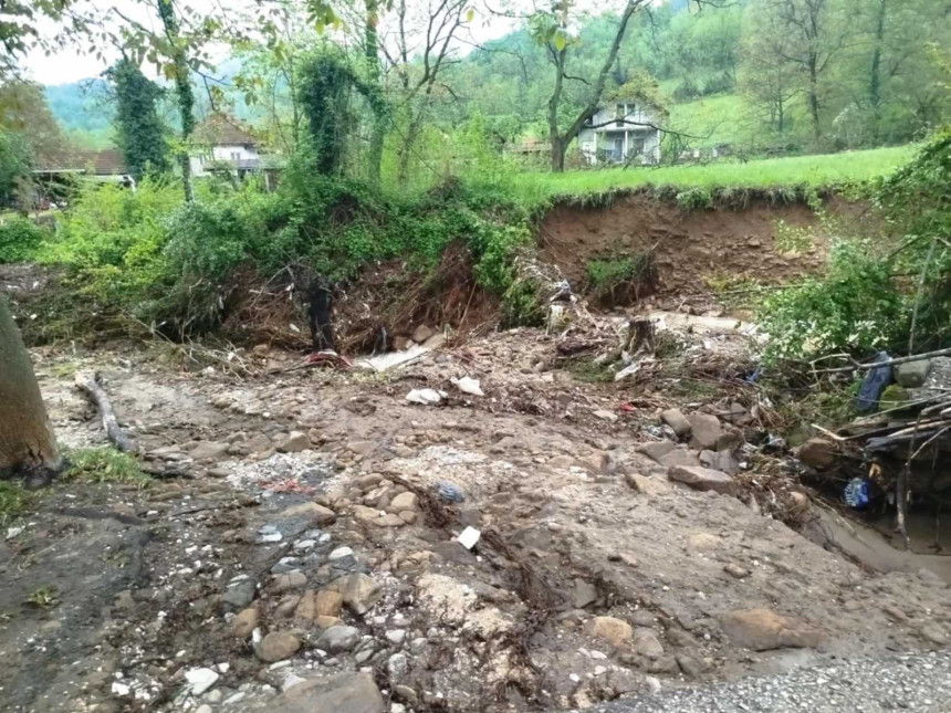Jako nevrijeme na Majevici, nanesena velika šteta (FOTO)