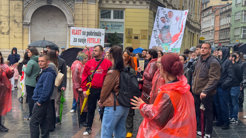 Optužuju vlast da je odgovorna za smrt 29 ljudi u poplavama