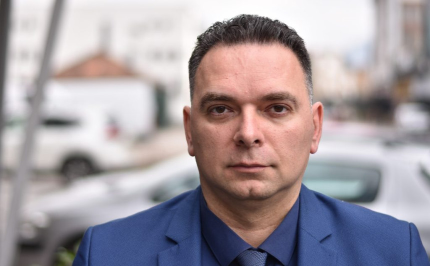 Direktori srednjih škola moraju biti smijenjeni