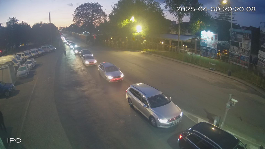 Gužva na graničnim prelazima sa Srbijom i Hrvatskom