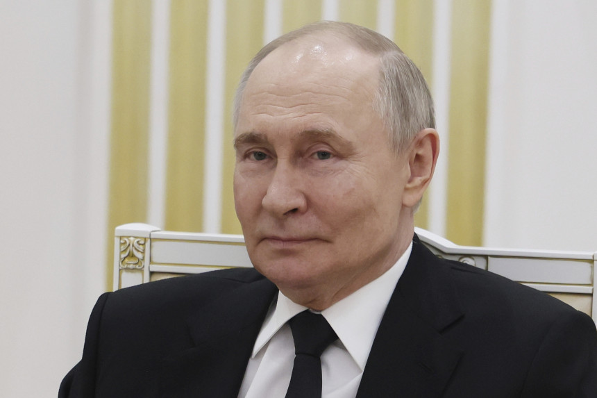 Razmišljam o nasledniku, konačan izbor je na Rusima